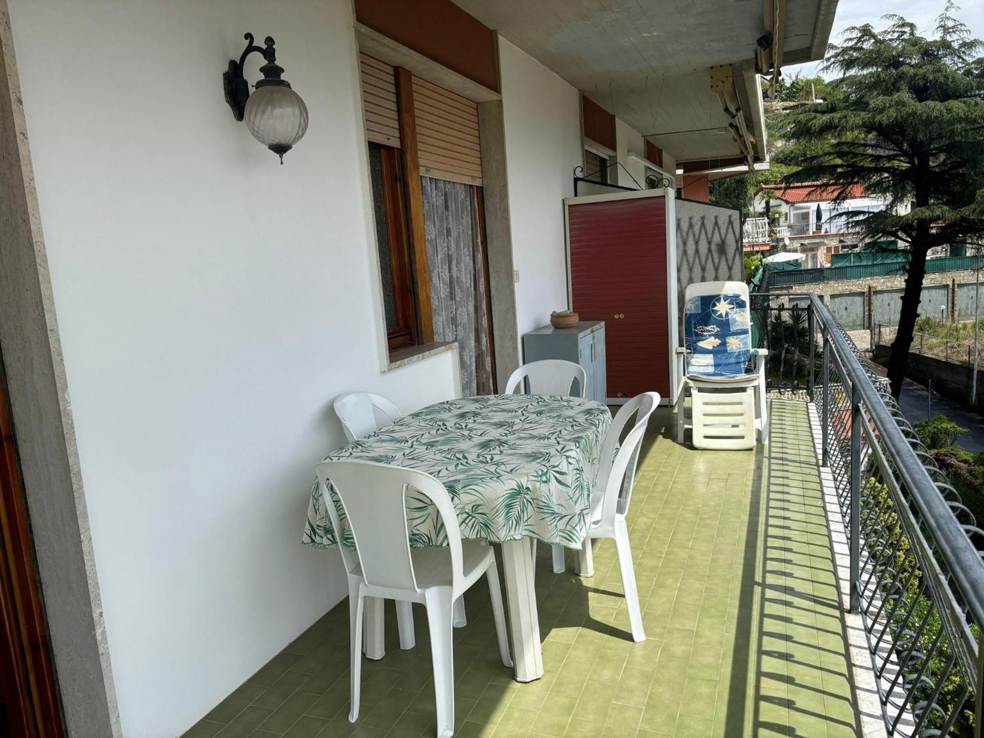 Appartamento Angela Riva Ligure Exterior foto